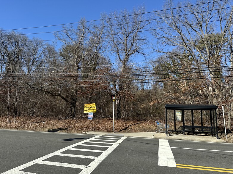 Crooked Hill Rd, Commack, NY for sale - Other - Image 3 of 4