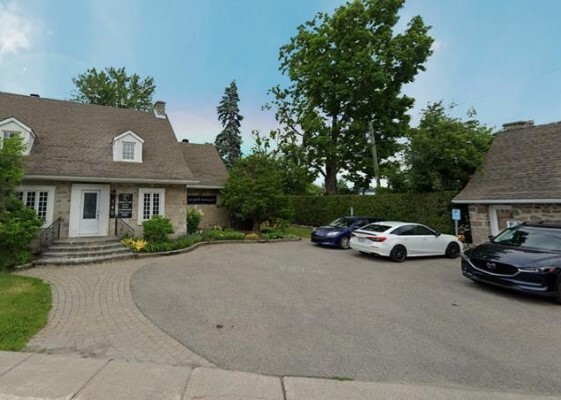 140 Rue Blainville E, Sainte-therese, QC for sale - Primary Photo - Image 1 of 1