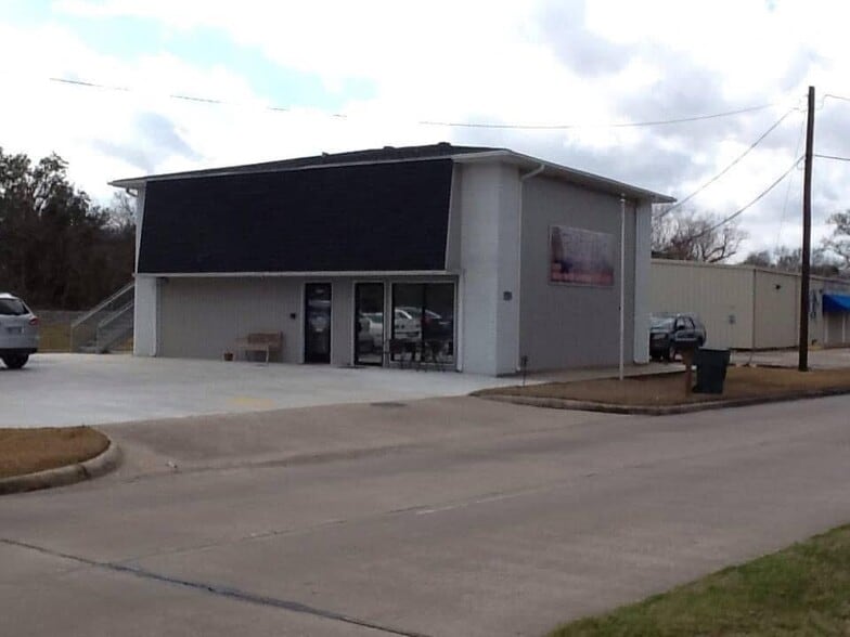 7985 Phelan Blvd, Beaumont, TX for sale - Building Photo - Image 1 of 18