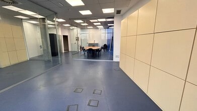 Carretera de Coruña, 110, Las Rozas de Madrid, Madrid for lease Interior Photo- Image 2 of 5