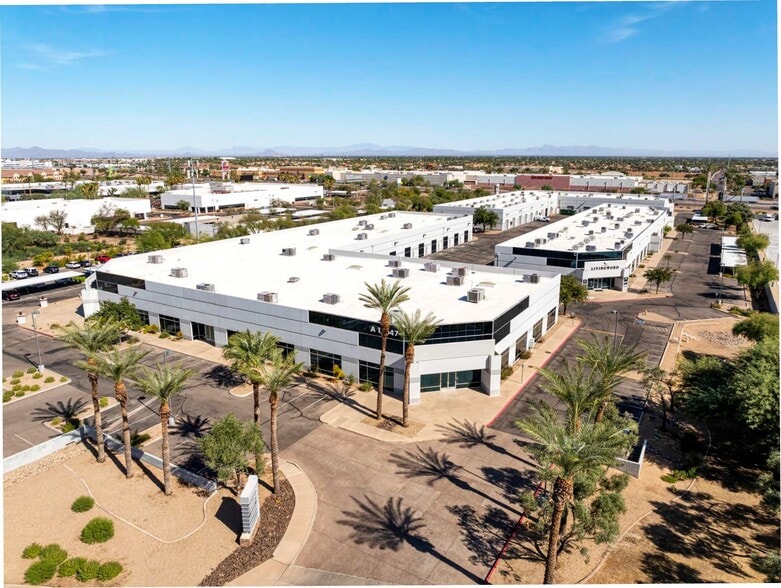 14647 S 50th St, Phoenix, AZ for lease - Building Photo - Image 1 of 7