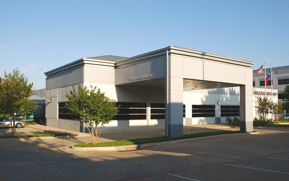 2040 W State Hwy 114, Grapevine, TX for lease - Building Photo - Image 1 of 6