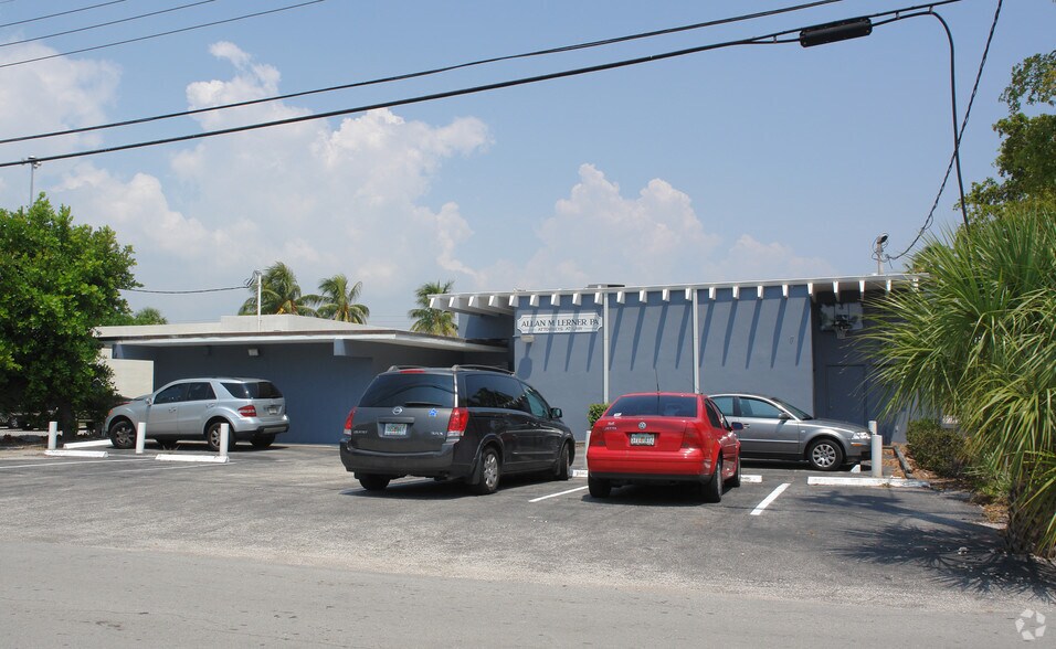 2888 E Oakland Park Blvd, Fort Lauderdale, FL for lease - Building Photo - Image 2 of 3