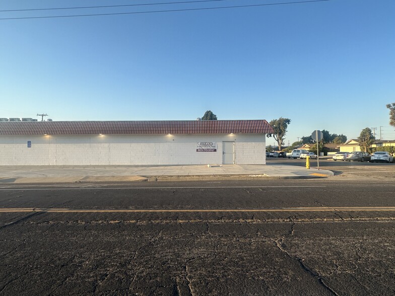 911 E Chestnut Ave, Lompoc, CA for lease - Building Photo - Image 1 of 12