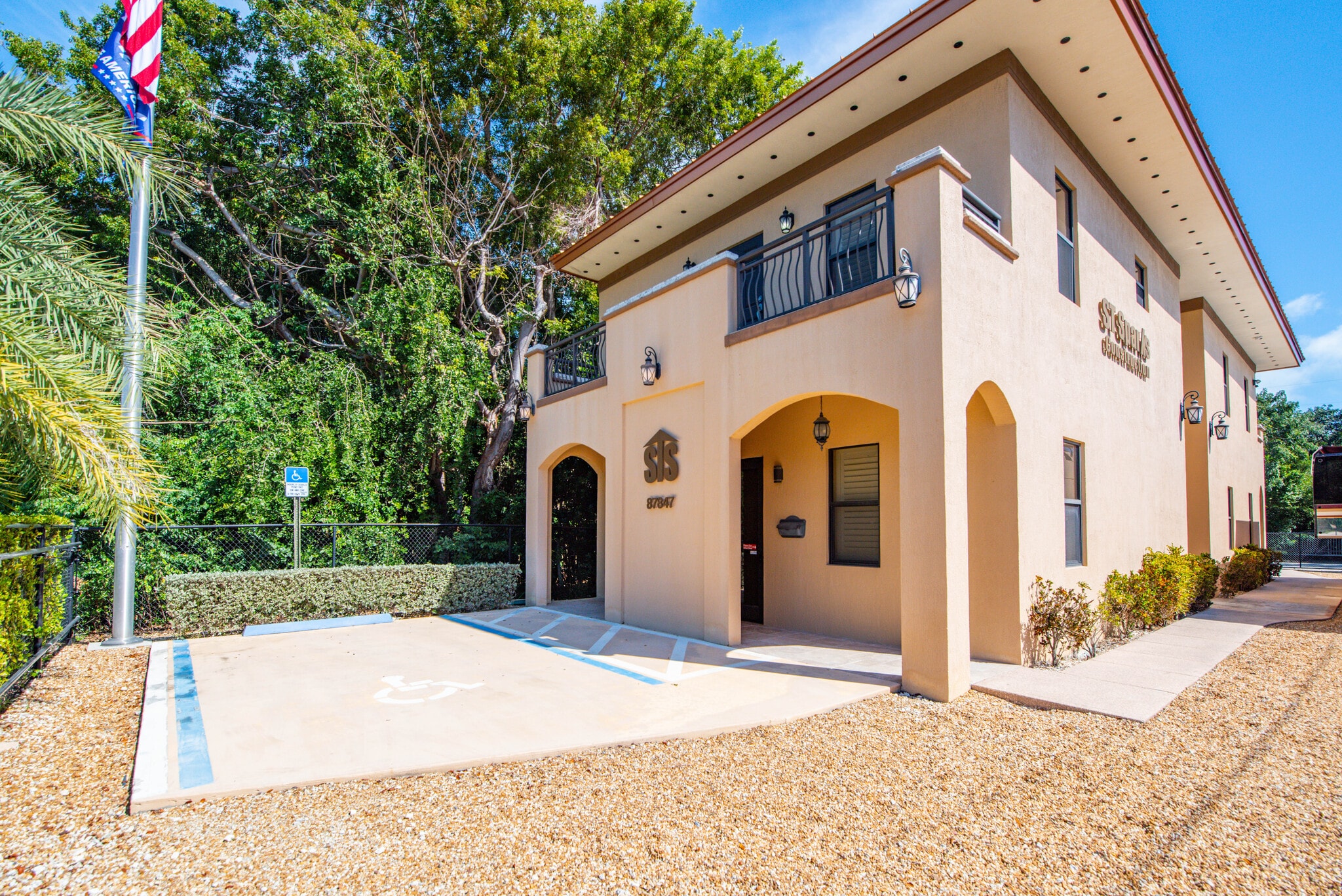 87847 Overseas Hwy, Islamorada, FL for sale Building Photo- Image 1 of 47