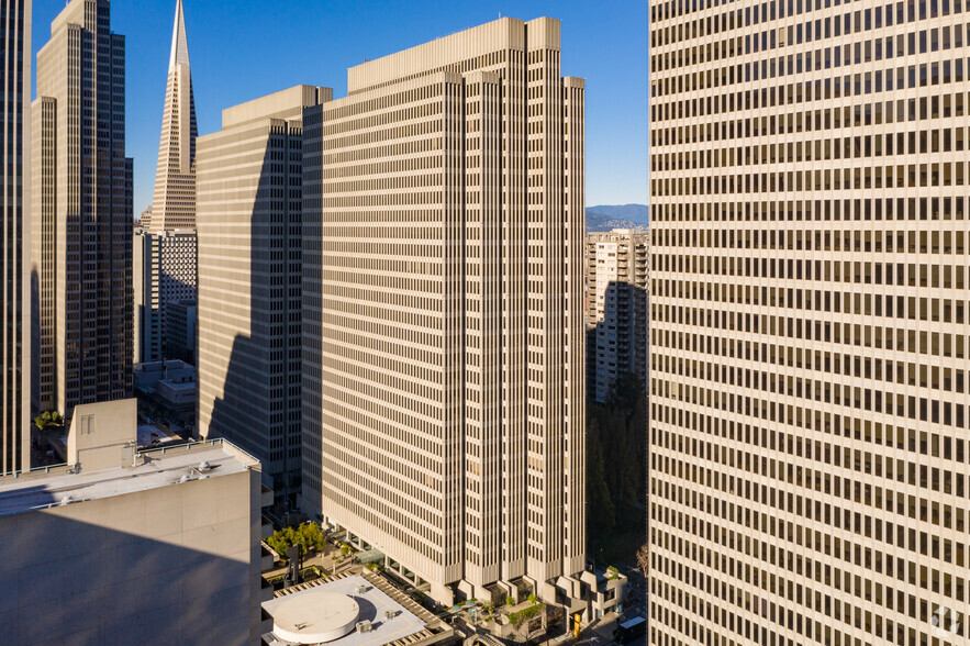 Three Embarcadero Ctr, San Francisco, CA for lease - Building Photo - Image 1 of 14