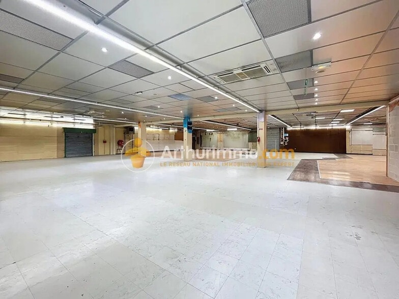 43 Chemin De La Guichardière, Ruy-Montceau for lease - Building Photo - Image 2 of 12