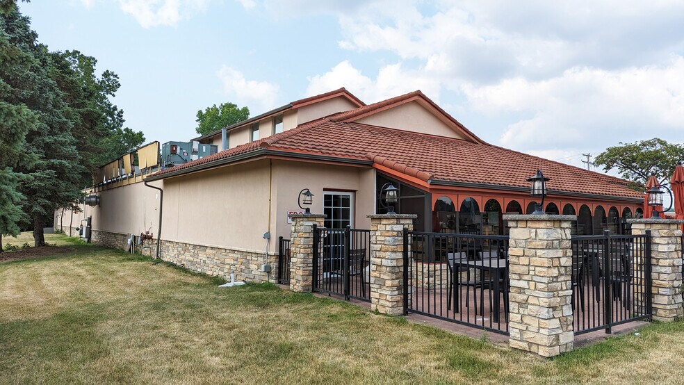 4360 Kent Rd, Stow, OH 44224 Freestanding Restaurant