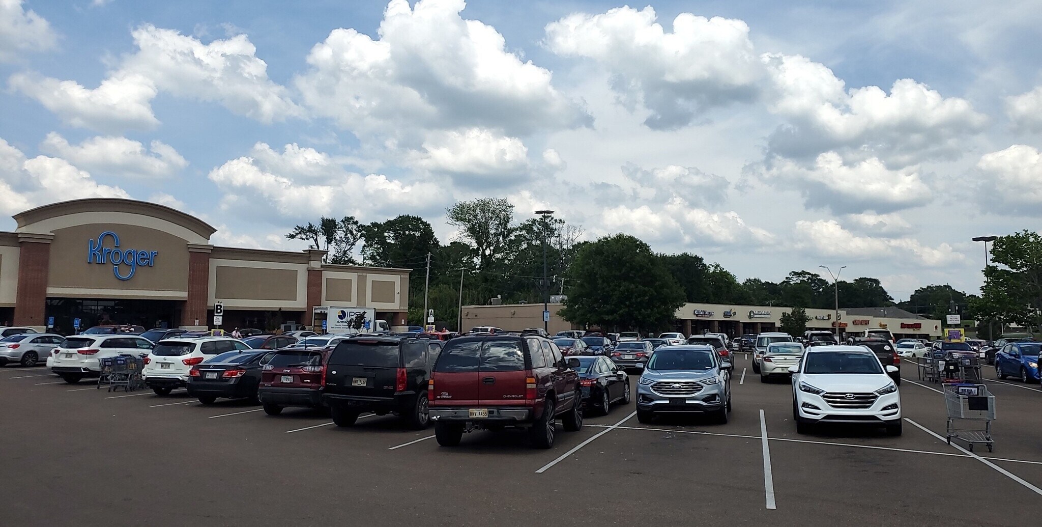 109129 Highway 80 E, Clinton, MS 39056 Clinton Shopping Center