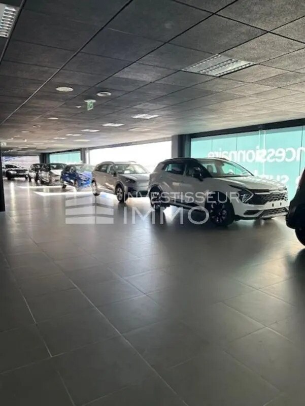 Location Bureaux 1 819 m²