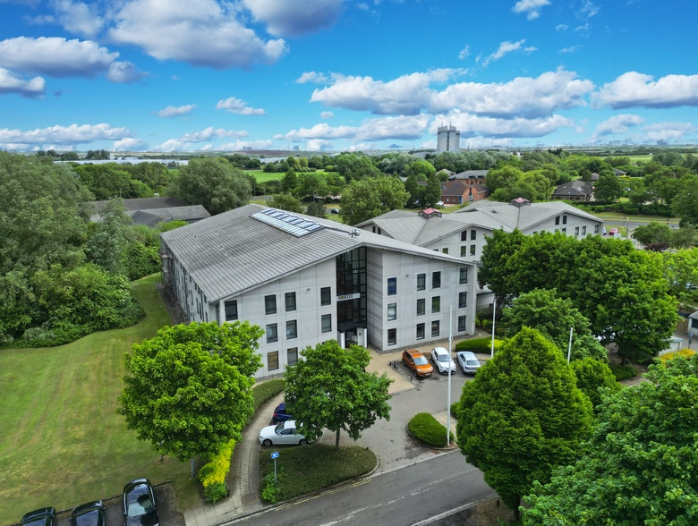 Coxwold Way, Billingham for lease - Primary Photo - Image 1 of 7