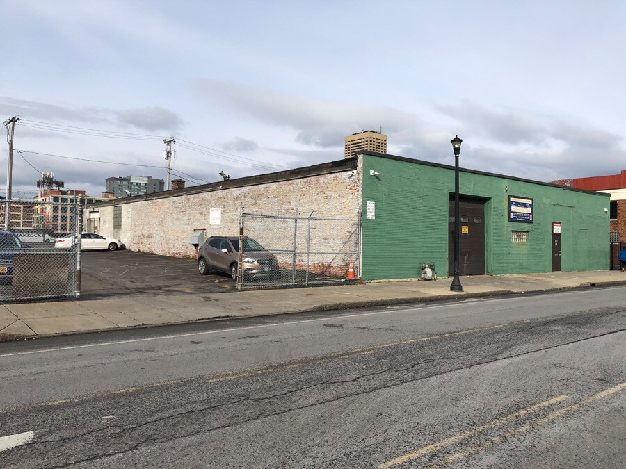 106 Michigan Ave, Buffalo, NY 14204