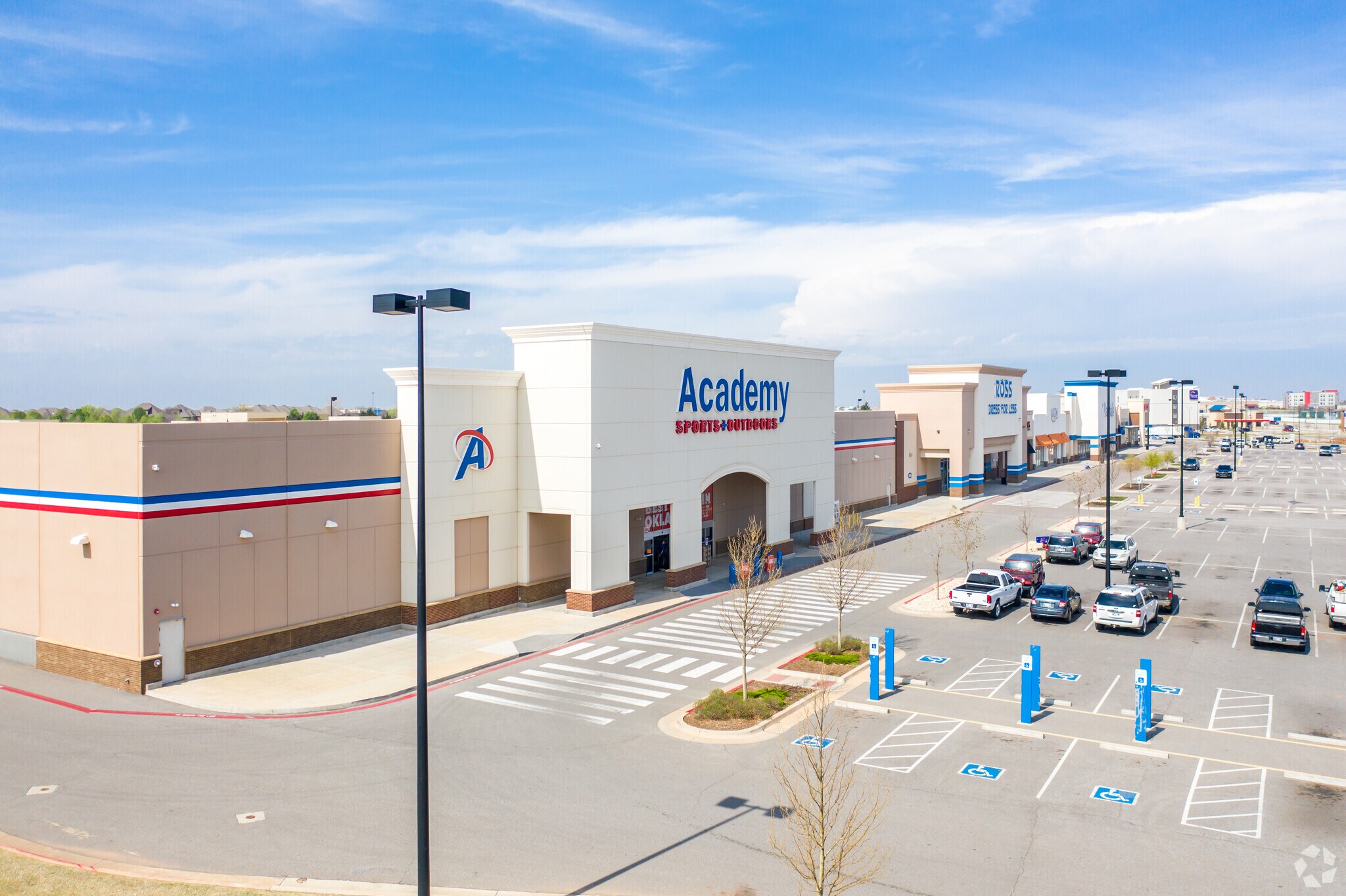 12444 NW 10th St, Yukon, OK for sale Primary Photo- Image 1 of 1