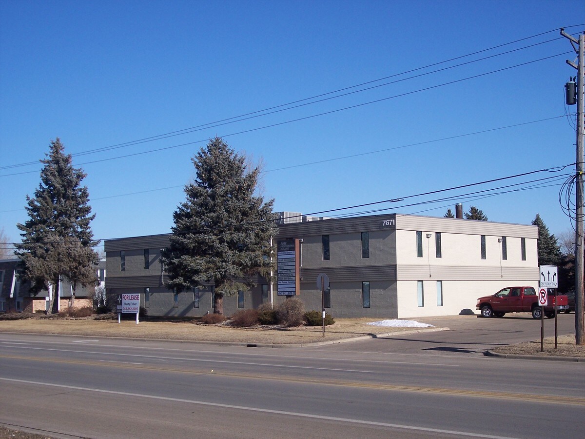 7671 Central Ave NE, Fridley, MN 55432