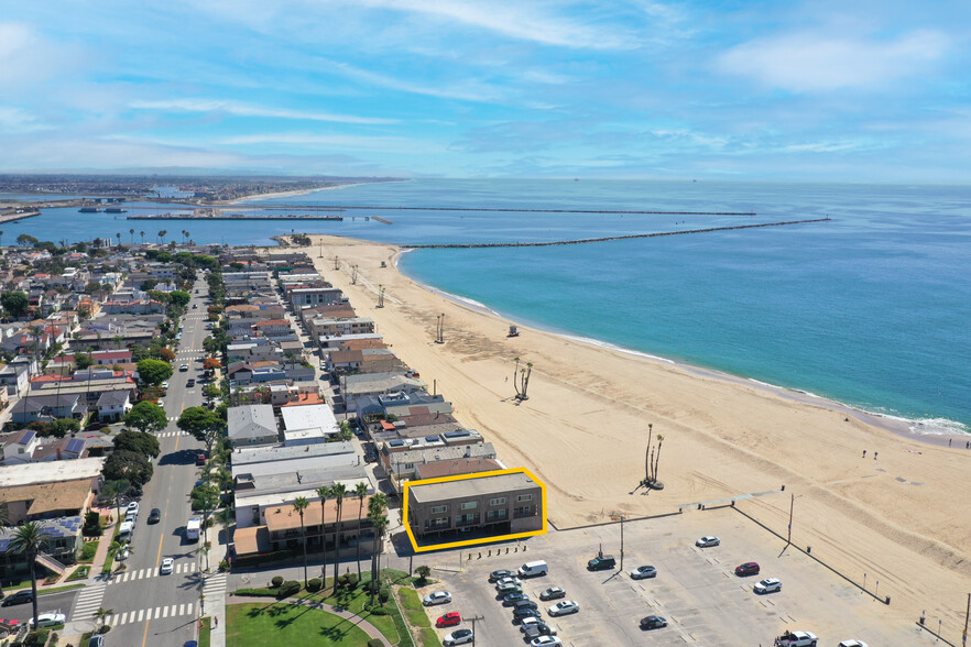 1001 Seal Way, Seal Beach, CA for sale - Building Photo - Image 1 of 1