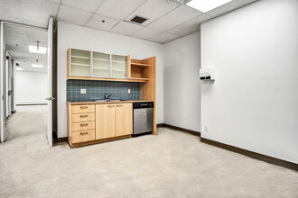 111 Peter St, Toronto, ON for lease Interior Photo- Image 2 of 5