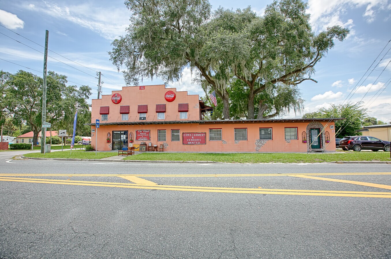 15 S Market Blvd, Webster, FL 33597