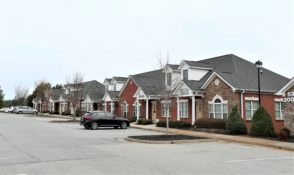 530 Highland Station Dr, Suwanee, GA for sale Primary Photo- Image 1 of 1