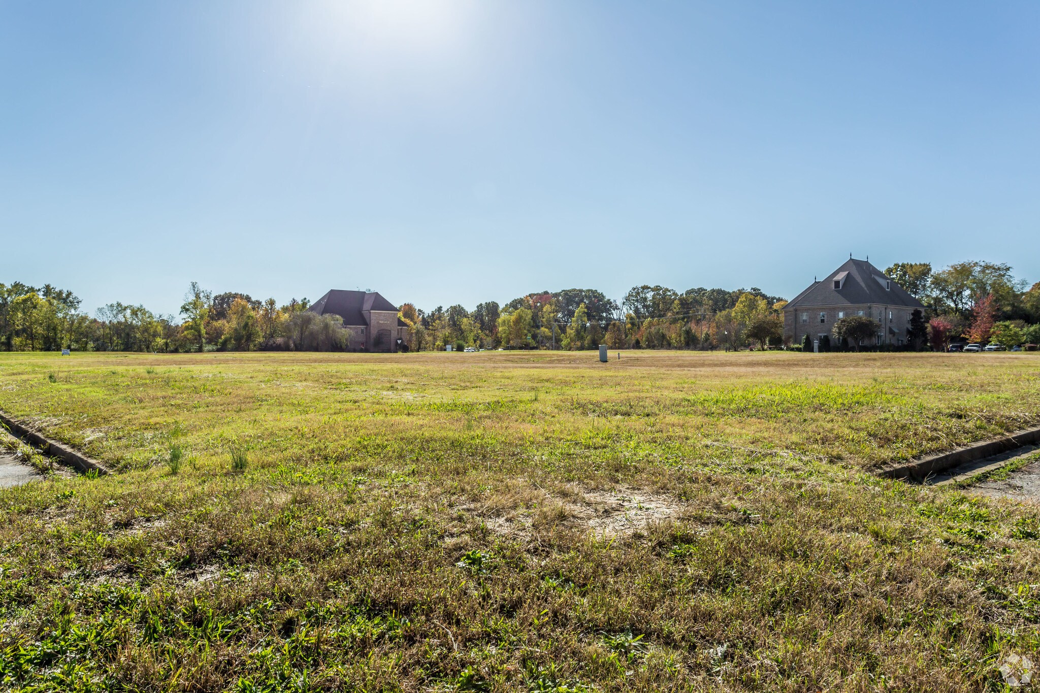 6891 Cobblestone Dr, Southaven, MS for sale Primary Photo- Image 1 of 2