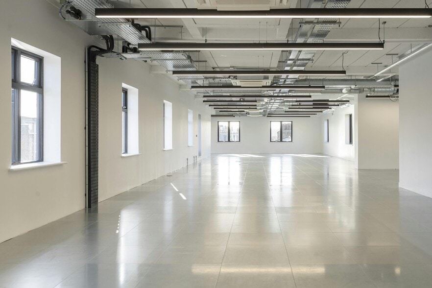 1-1C Broughton St, London for lease - Building Photo - Image 2 of 12