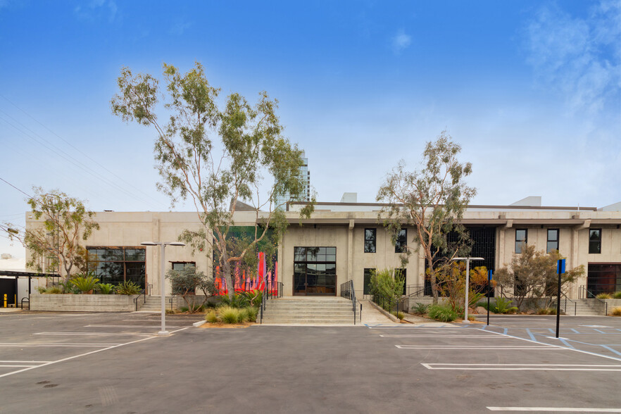 3322 La Cienega Pl, Los Angeles, CA for lease - Building Photo - Image 1 of 10