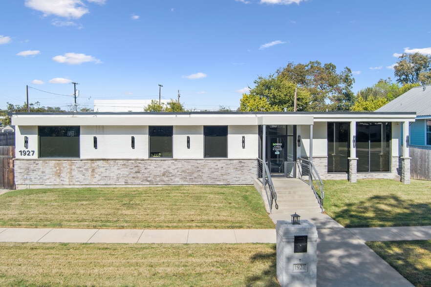 1927 Columbus Ave, Waco, TX for sale - Building Photo - Image 3 of 31