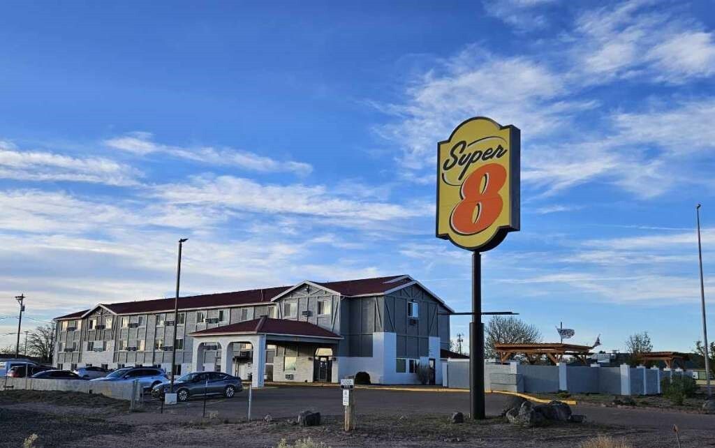 1989 Navajo Blvd, Holbrook, AZ for sale Building Photo- Image 1 of 1