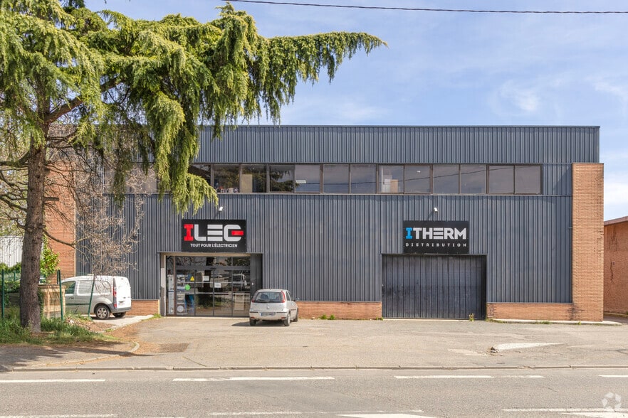 15 Avenue De Fondeyre, Toulouse for sale - Primary Photo - Image 1 of 7