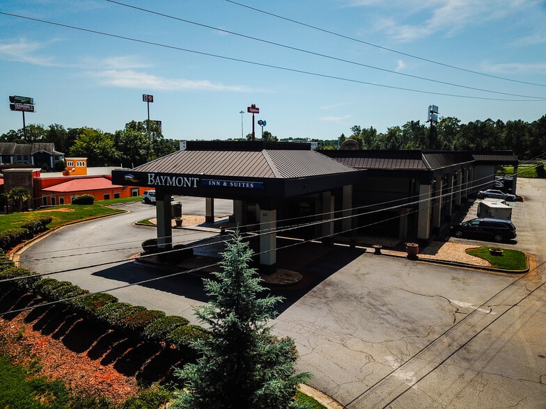 855 Industrial Blvd, McDonough, GA for sale - Building Photo - Image 3 of 16