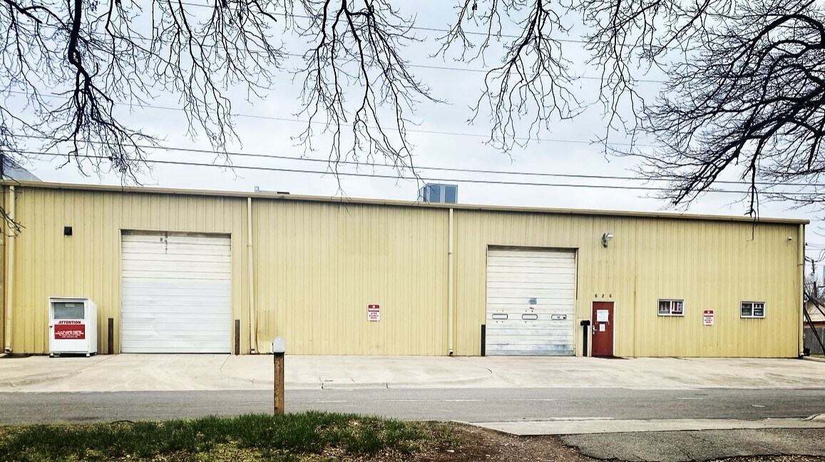 626 Wainwright St, Denton, TX 76201