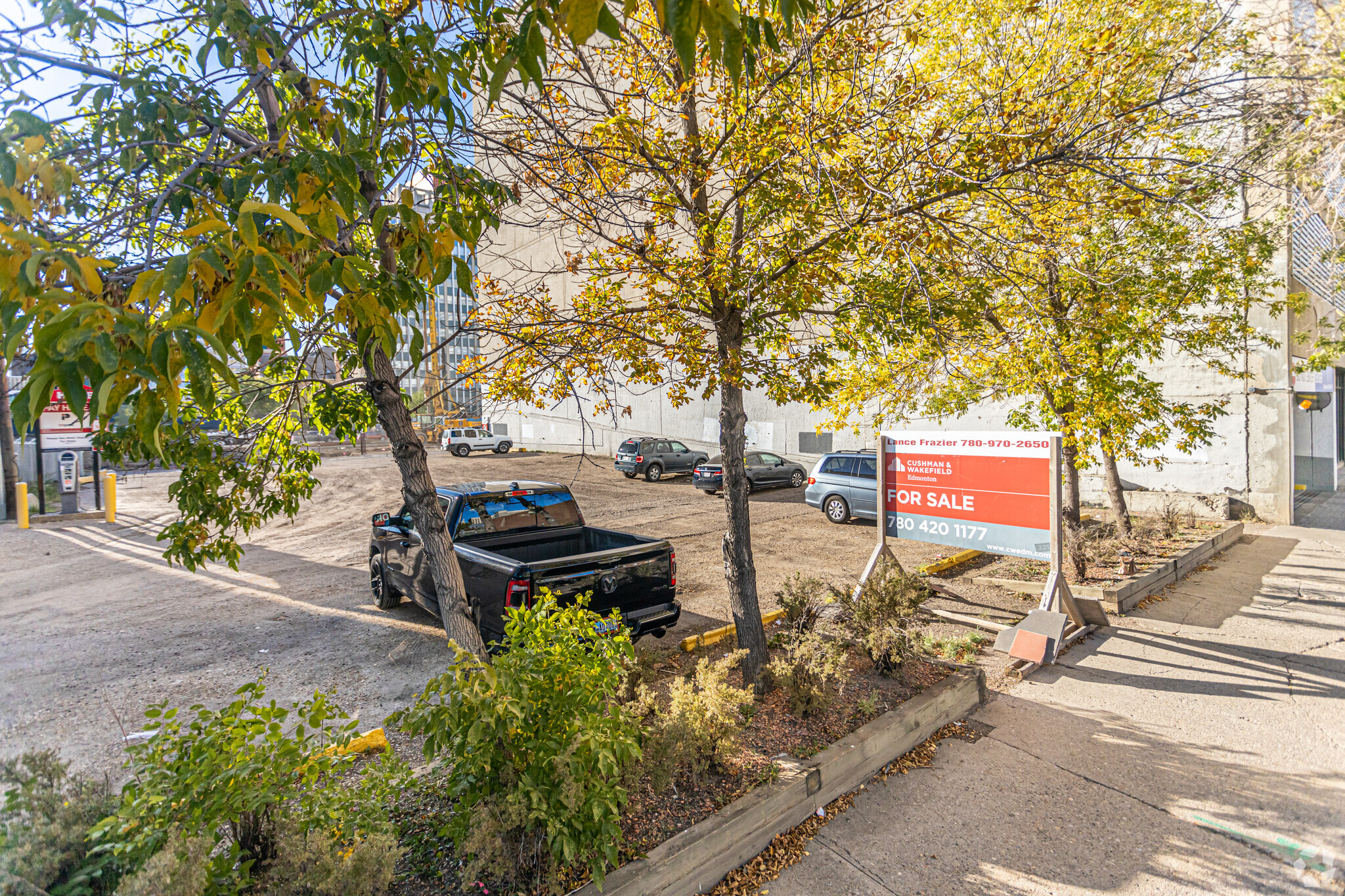 10018 103 St NW, Edmonton, AB for sale Primary Photo- Image 1 of 3