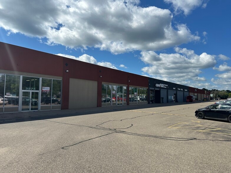 3260-3274 Church St, Stevens Point, WI for lease - Building Photo - Image 3 of 8