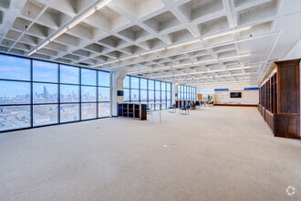 1111 W 35th St, Chicago, IL for lease Interior Photo- Image 2 of 3