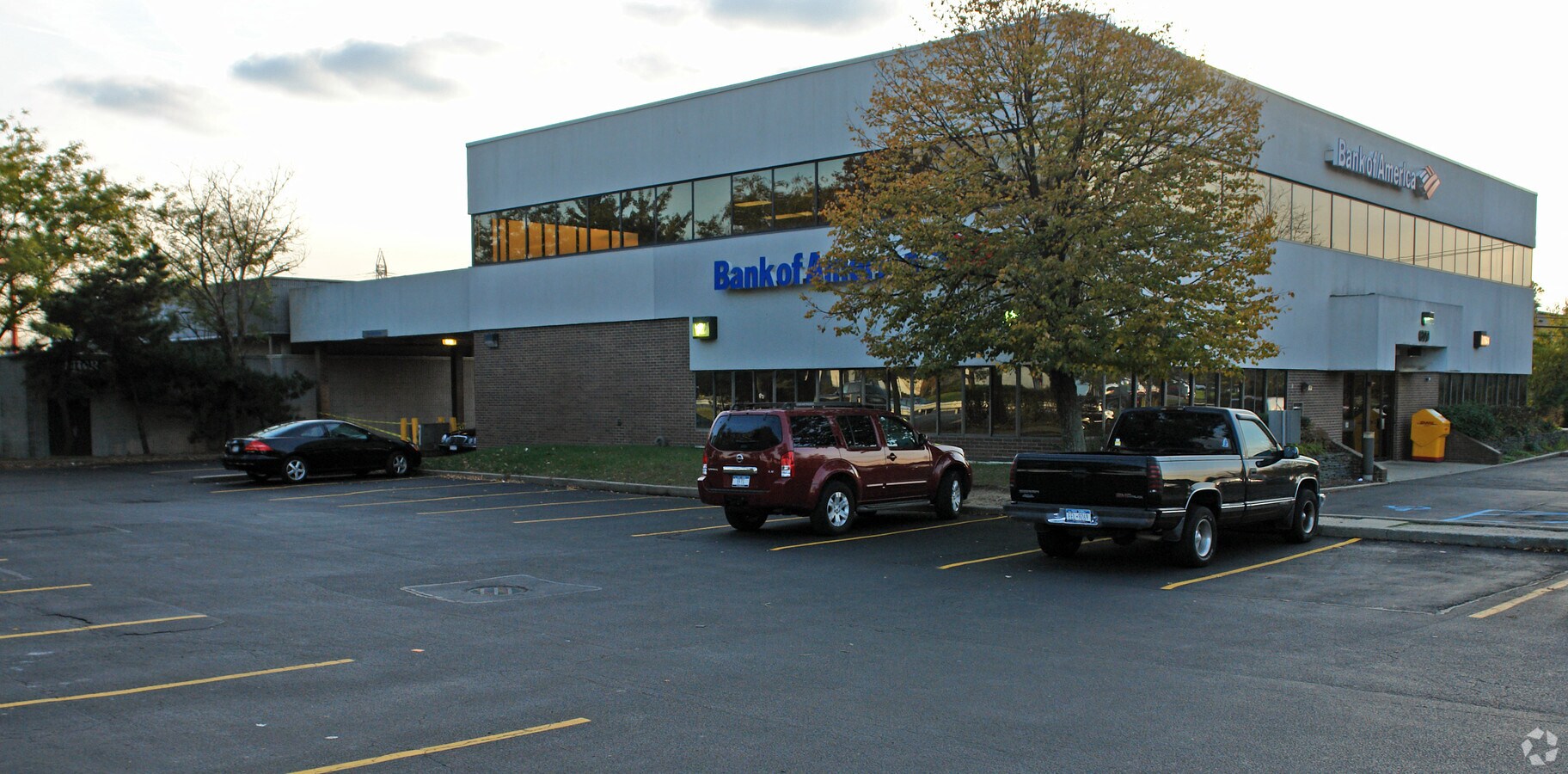 600 Broadhollow Rd, Melville, NY 11747