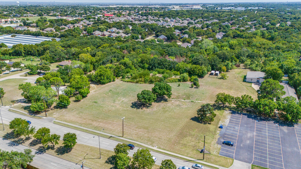 2120 W Sublett Rd, Arlington, TX for sale - Building Photo - Image 2 of 11