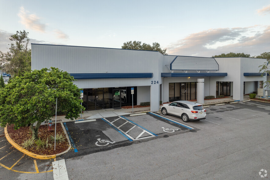 224 W Central Pky, Altamonte Springs, FL for lease - Primary Photo - Image 2 of 5