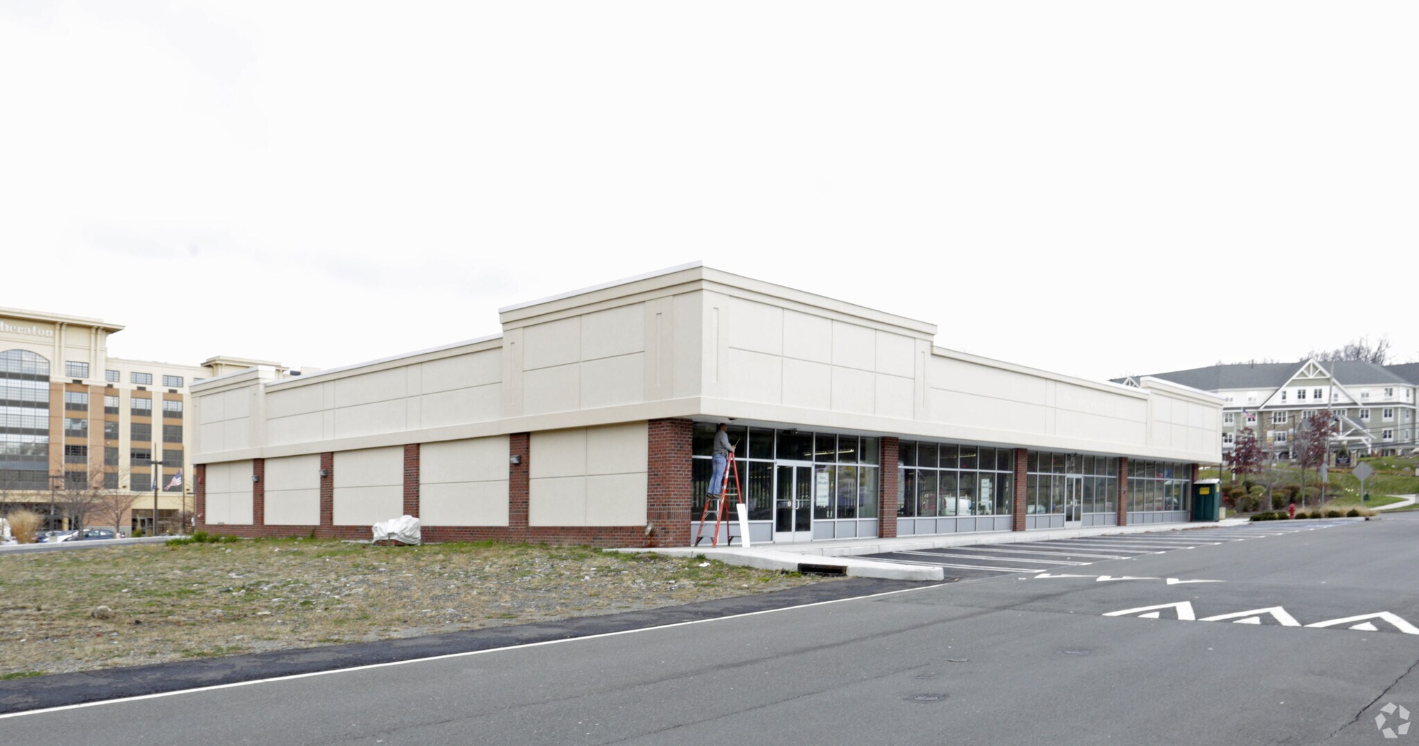 650 White Plains Rd, Tarrytown, NY 10591 Retail for Lease