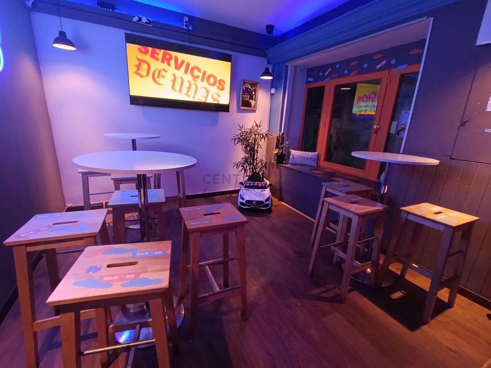 Retail in Barcelona, Barcelona for lease Interior Photo- Image 1 of 7