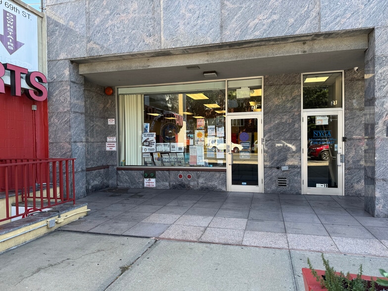 55-19-55-25 69th St, Maspeth, NY for lease - Building Photo - Image 2 of 12