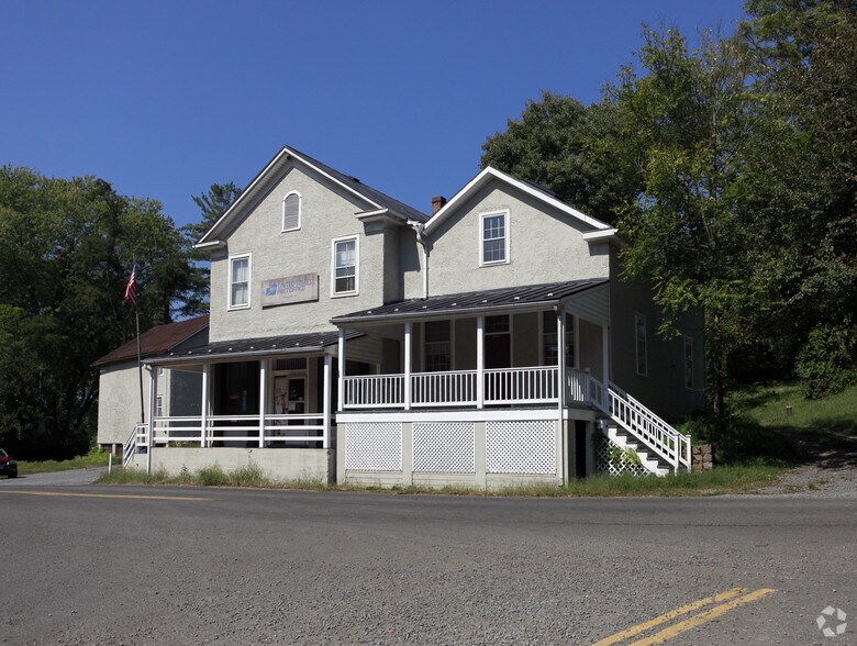 3046 Delaplane Grade Rd, Delaplane, VA for sale - Primary Photo - Image 1 of 1