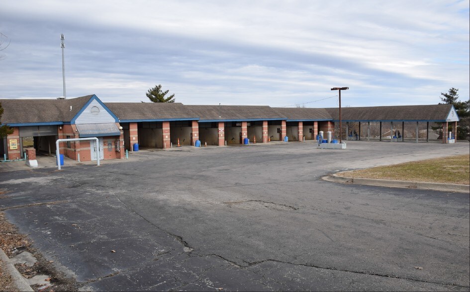 2610 NE 60th St, Gladstone, MO for sale - Primary Photo - Image 1 of 1