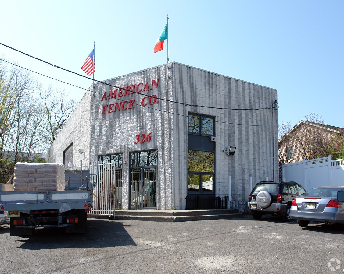 326 Us46, Saddle Brook, NJ 07663