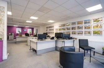 599-601 Wakefield Rd, Huddersfield for lease Interior Photo- Image 2 of 4