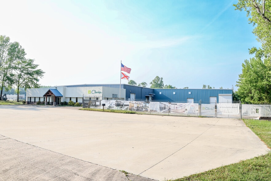 100 Jeanette Barrett Industrial Blvd, Wetumpka, AL for lease - Building Photo - Image 2 of 12