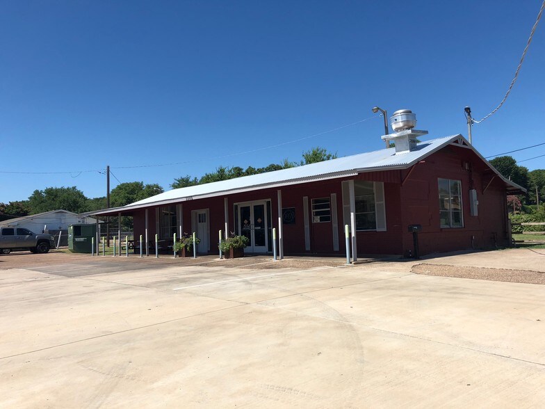2502 Little Rd, Arlington, TX for sale - Primary Photo - Image 1 of 1