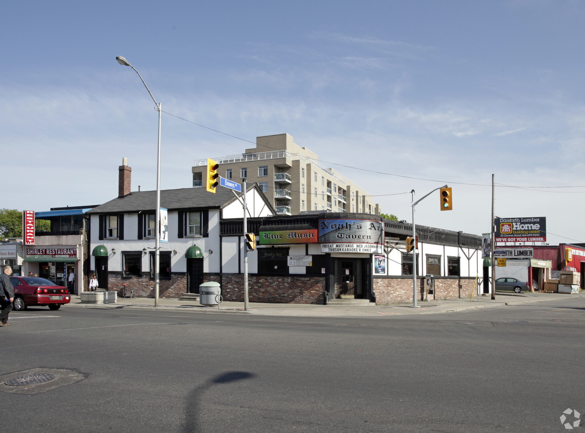 2777 Danforth Ave, Toronto, ON for sale Primary Photo- Image 1 of 1