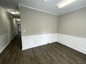 2350 Prince Ave, Athens, GA for lease Interior Photo- Image 1 of 9