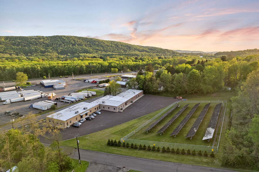 63 Barlow Rd, Binghamton, NY for lease - Building Photo - Image 3 of 18