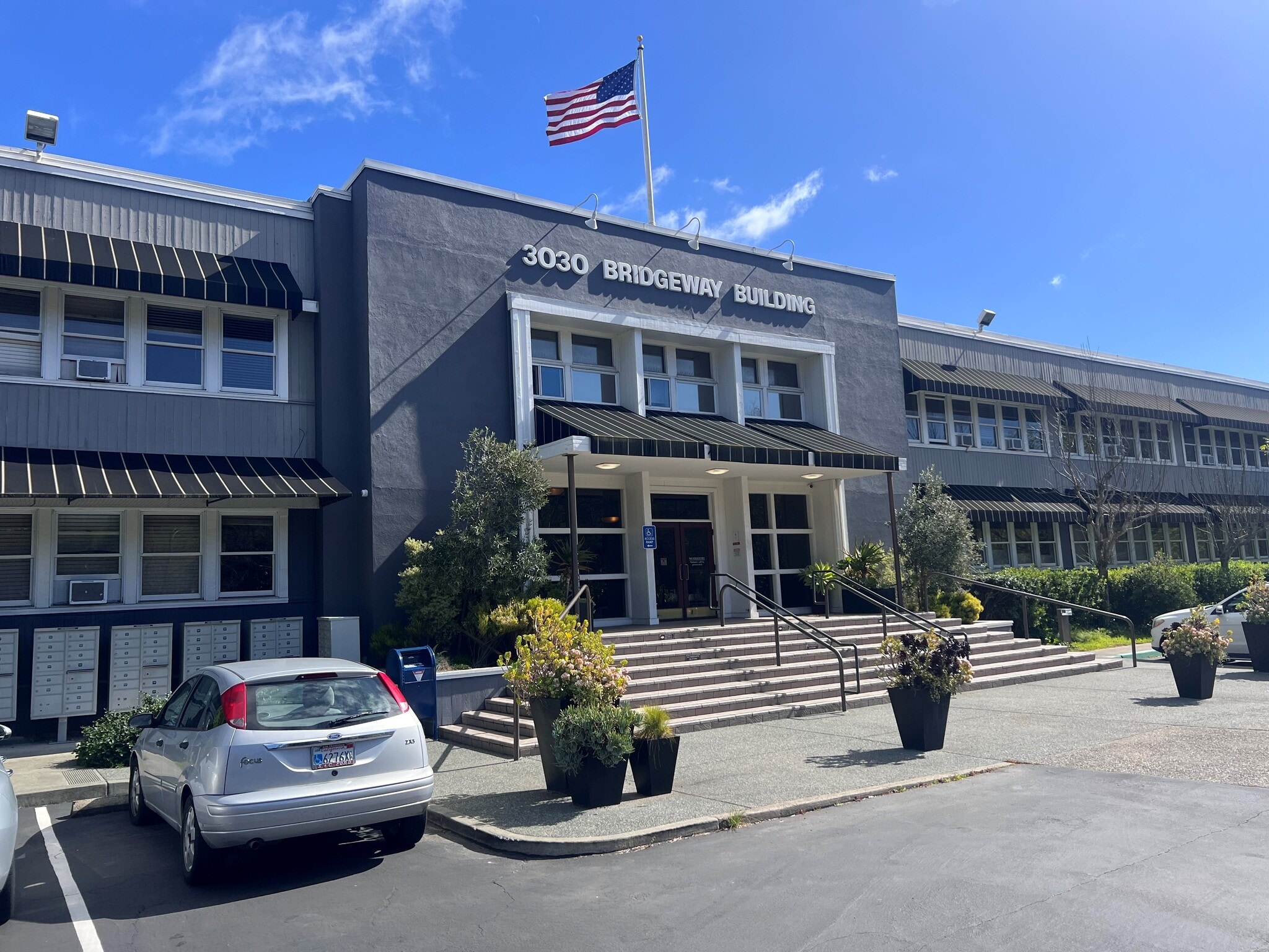 3030 Bridgeway, Sausalito, CA for lease Building Photo- Image 1 of 7