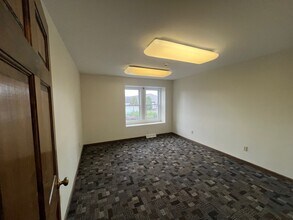 4500 Pewter Ln, Manlius, NY for lease Interior Photo- Image 1 of 4